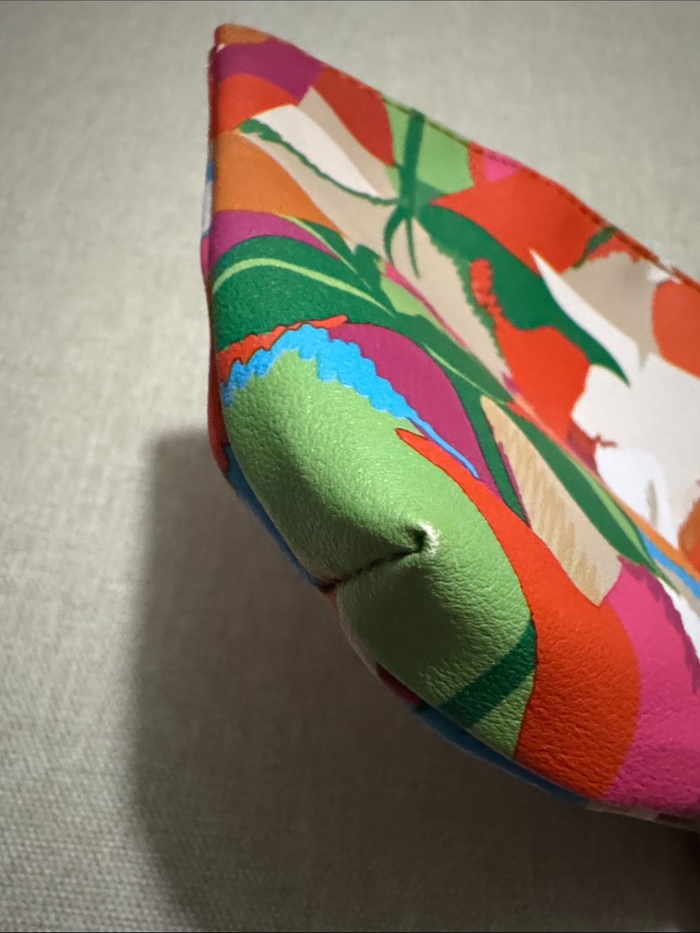 EUC Ipsy Makeup Bag/Pouch-ZipTop-Abstract Floral-Orange/Green/Pink - Picture 7 of 9